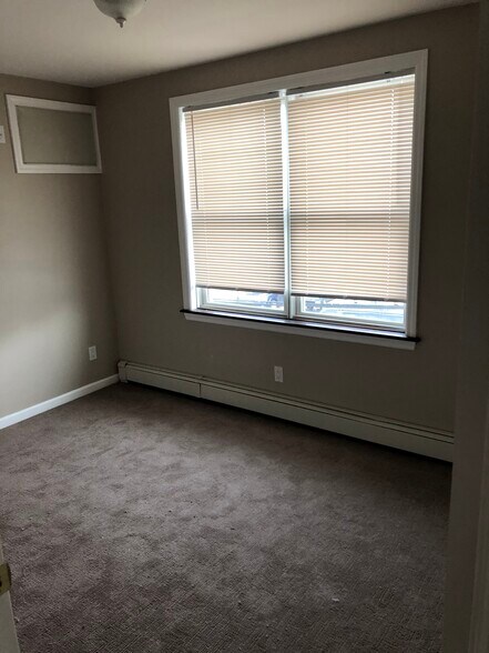 175 Beach 113th St, Rockaway Park, NY à vendre - Photo intérieure - Image 3 de 22