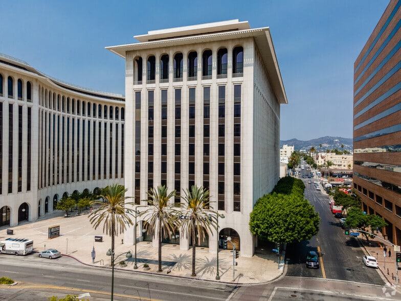 3701 Wilshire Blvd, Los Angeles, CA for lease - Building Photo - Image 1 of 21