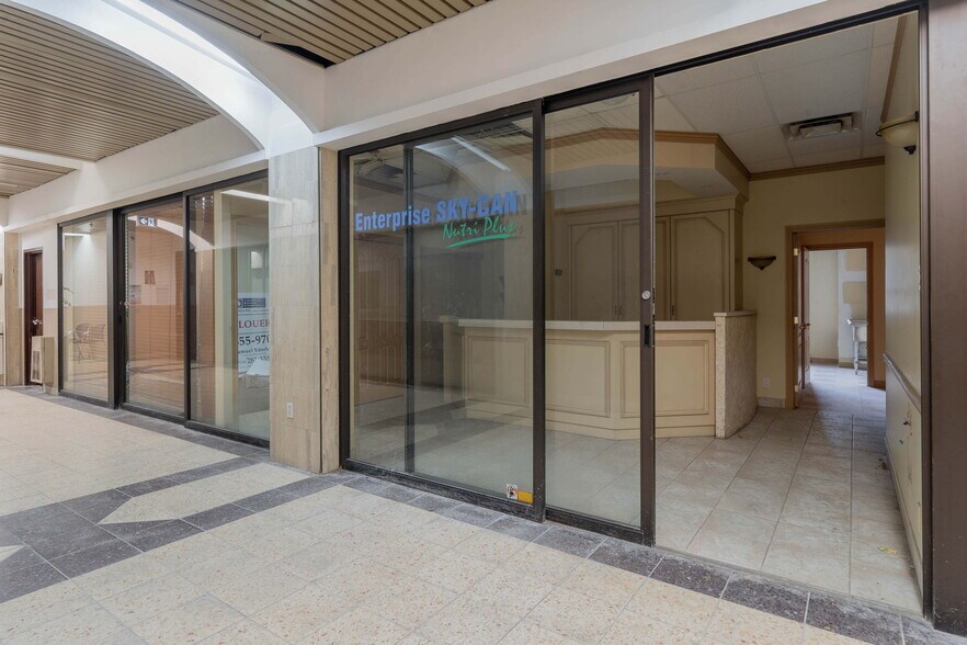 6058-6066 Rue Jean-Talon E, Montréal, QC for lease - Building Photo - Image 1 of 8