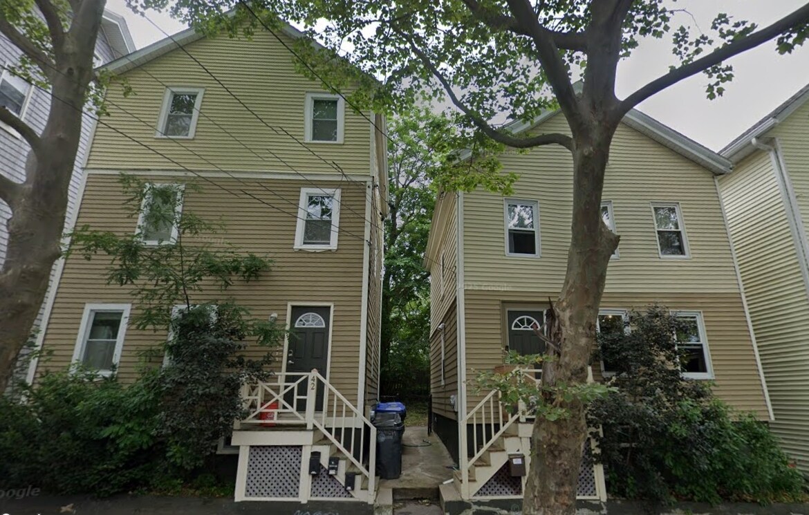 42-44 E Transit St, Providence, RI à vendre Photo principale- Image 1 de 4