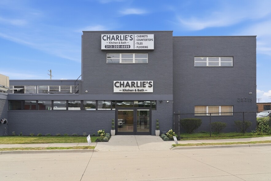 25315 Kean St, Dearborn, MI for lease - Building Photo - Image 2 of 26