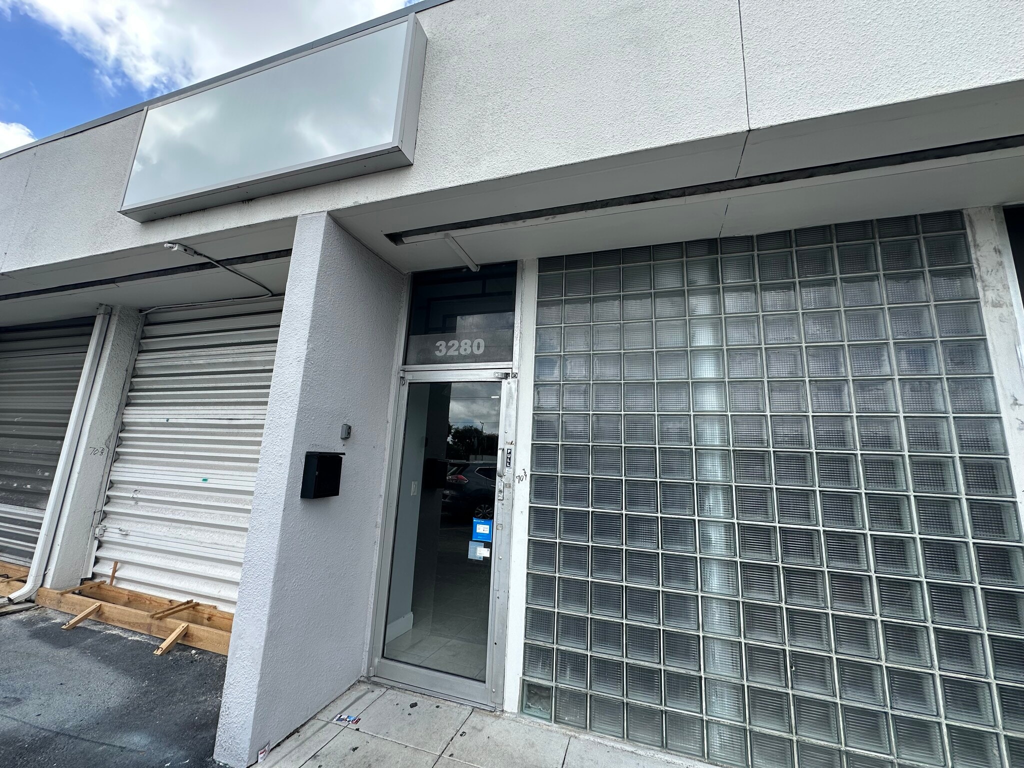 7212-7282 NW 33rd St, Miami, FL for lease Building Photo- Image 1 of 6