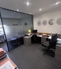 16 College Ave, Harrow for lease Interior Photo- Image 2 of 2