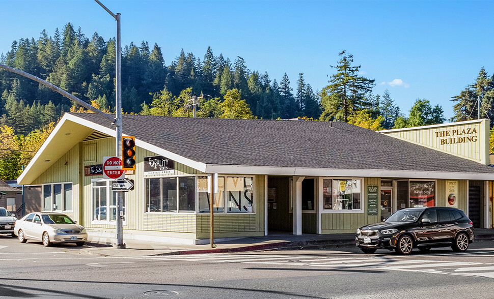 16215 Main St, Guerneville, CA à vendre - Photo du bâtiment - Image 1 de 1