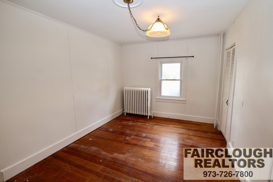 23 Main St, Ogdensburg, NJ à vendre - Photo intérieure - Image 3 de 13