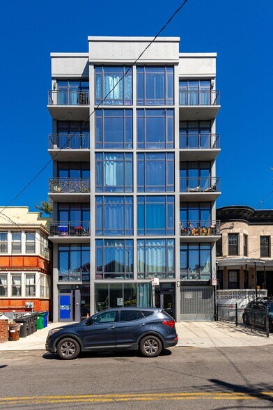 1463 New York Ave, Brooklyn, NY à vendre - Photo du bâtiment - Image 2 de 2