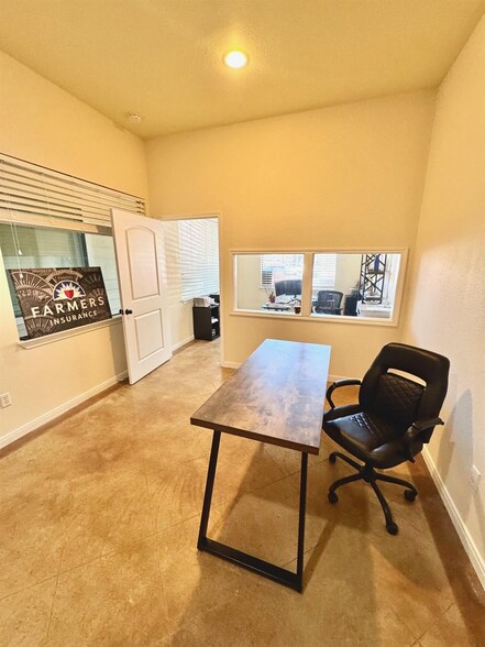 312 Main St, Smithville, TX à vendre - Photo intérieure - Image 3 de 8