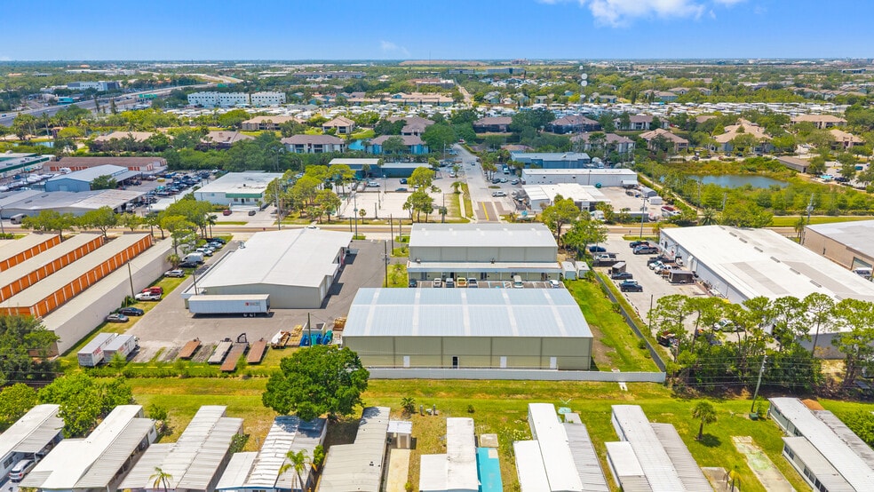 10525 Oak St NE, Saint Petersburg, FL for lease - Building Photo - Image 2 of 2
