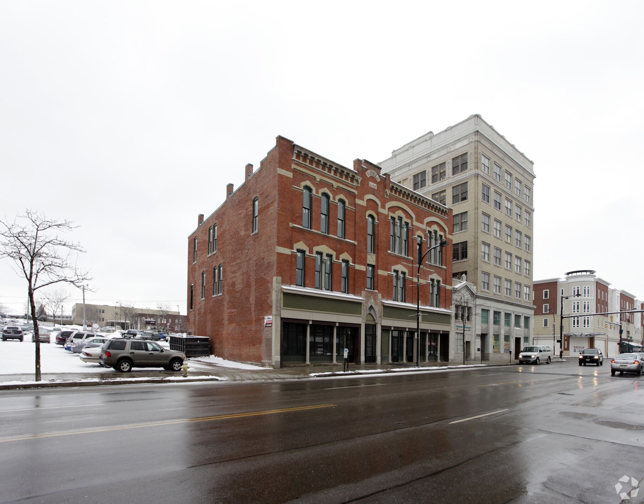 323-325 S Main St, Akron, OH for lease Primary Photo- Image 1 of 13