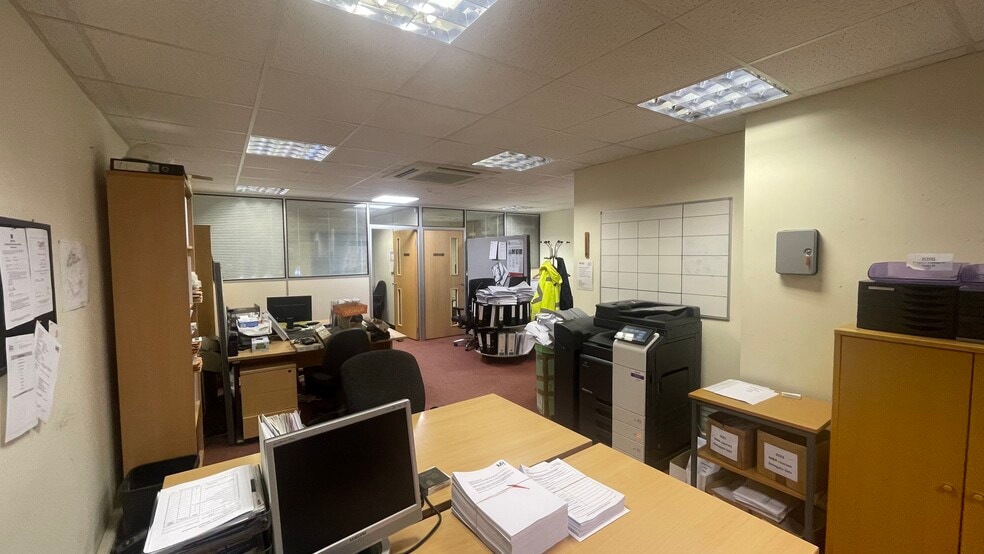 Corunna Rd, Warwick for lease - Building Photo - Image 3 of 8