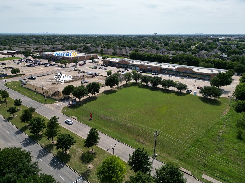 2122 Rufe Snow Dr, Keller, TX à louer - Photo du bâtiment - Image 3 de 13
