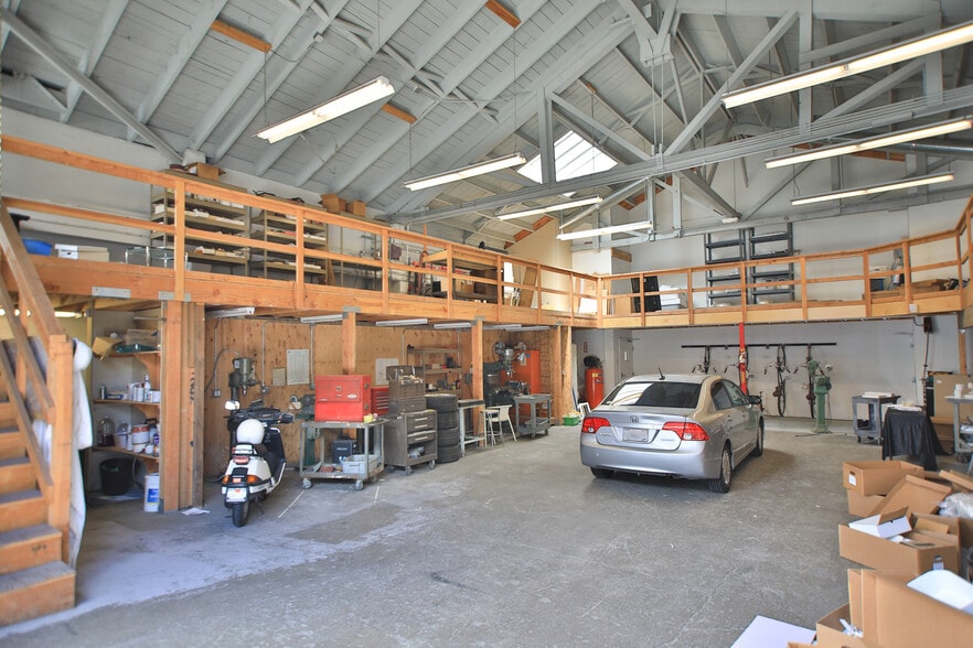 582 6th St, San Francisco, CA for lease - Interior Photo - Image 2 of 7