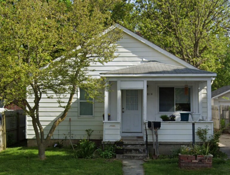 1814 Cooper Ave, Saginaw, MI à vendre - Photo principale - Image 1 de 1