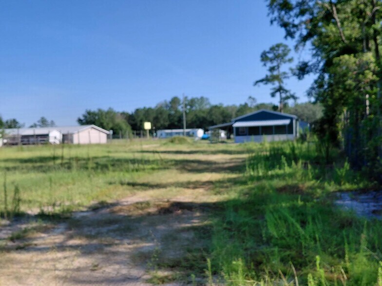 20065 SE Hawthorne Rd, Hawthorne, FL à louer - Photo principale - Image 1 de 13