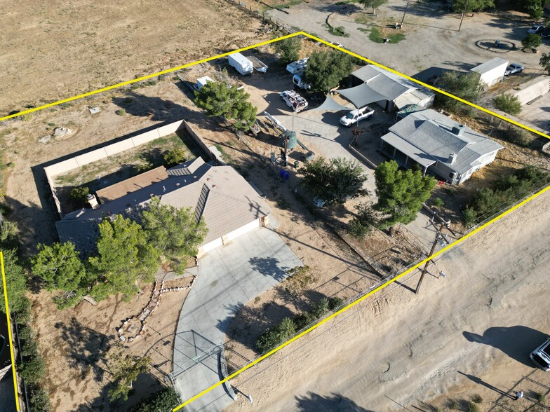 12033 Locust Ln, Apple Valley, CA for sale - Primary Photo - Image 3 of 3