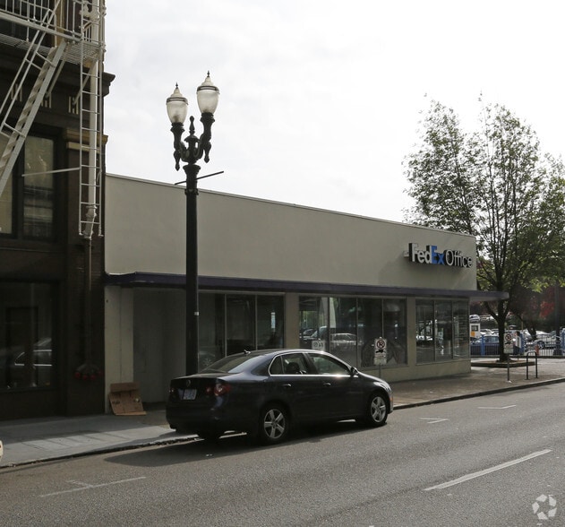 221 SW Alder St, Portland, OR for sale - Building Photo - Image 2 of 4