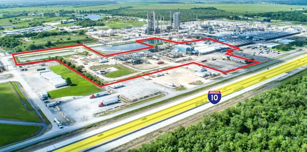 11455 I-10 Fwy, Beaumont, TX for sale - Building Photo - Image 2 of 3