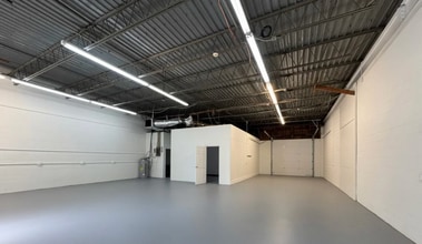 2730-2738 N Graham St, Charlotte, NC for lease Interior Photo- Image 2 of 5