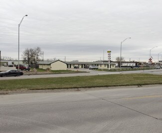 Plus de détails pour 1717 Cornhusker Hwy, Lincoln, NE - Services hôteliers à vendre