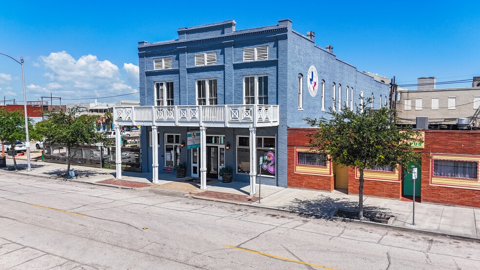 2416 Post Office St, Galveston, TX for sale - Building Photo - Image 2 of 32