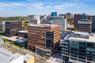 250 Monroe Ave NW, Grand Rapids, MI - Aérien  Vue de la carte