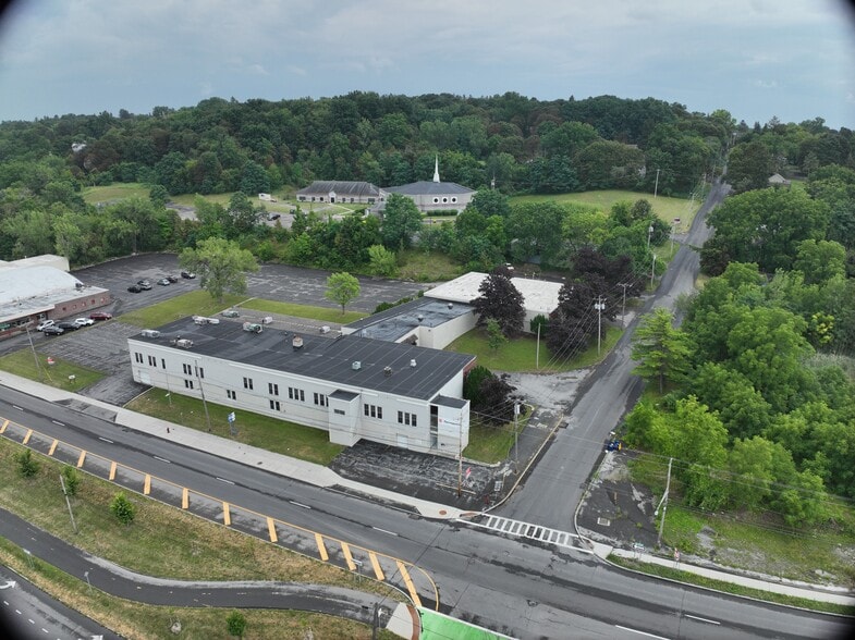 2204-2230 Erie Blvd, Syracuse, NY for sale - Matterport Community - Image 3 of 36