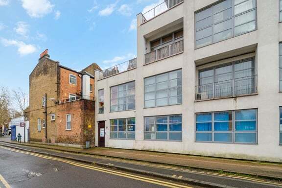 1 Bethwin Rd, Londres à vendre - Photo du bâtiment - Image 3 de 3