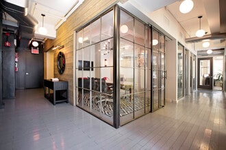 21 W 46th St, New York, NY for lease Interior Photo- Image 2 of 5