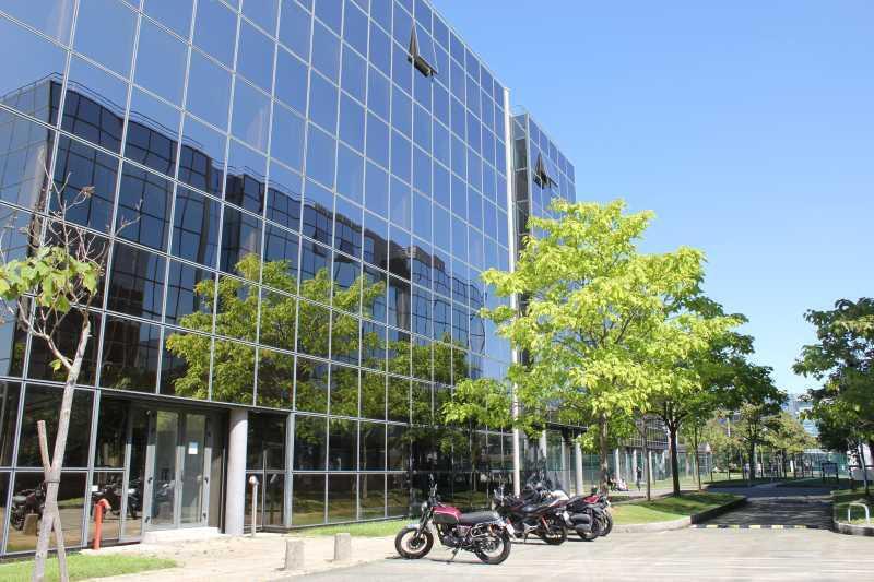 18 Rue Grange Dame Rose, Vélizy-Villacoublay à louer - Photo principale - Image 1 de 4