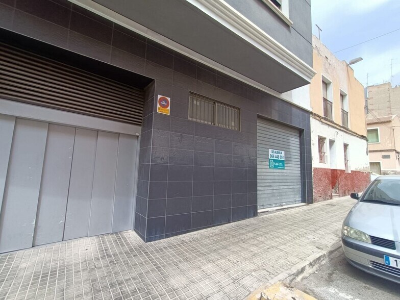 Commerce de détail dans Elche, Alicante à louer - Photo du bâtiment - Image 3 de 7