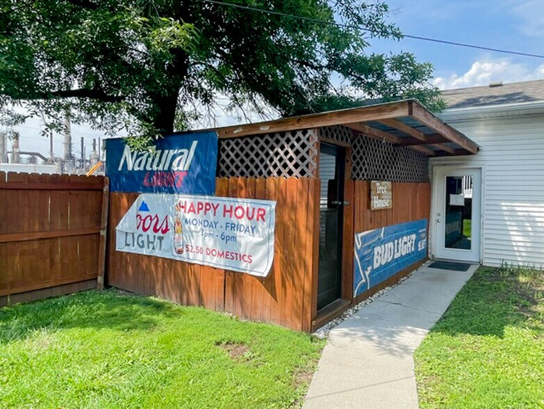 1112 Madison St, South Roxana, IL à vendre - Photo du bâtiment - Image 3 de 18