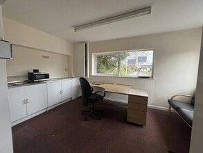 Unit 31e, Blythe Business Park, Sandon Road, Stoke On Trent for lease Interior Photo- Image 2 of 2