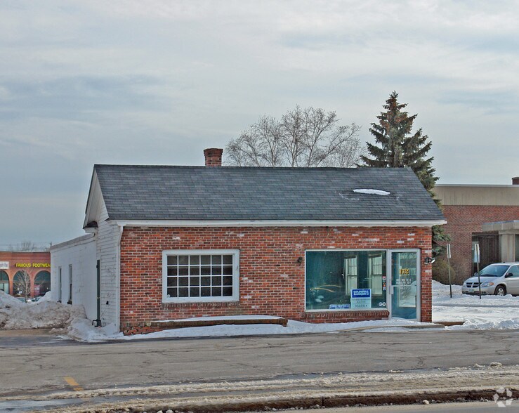 172 West St, Keene, NH à vendre - Photo du bâtiment - Image 2 de 2