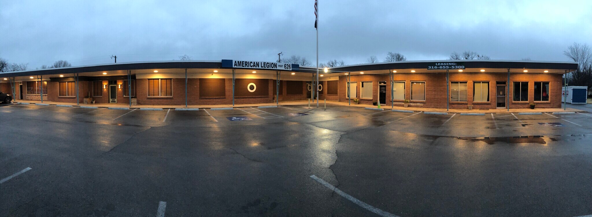 1109-1137 Burton Hill Rd, Fort Worth, TX à louer Photo du bâtiment- Image 1 de 16