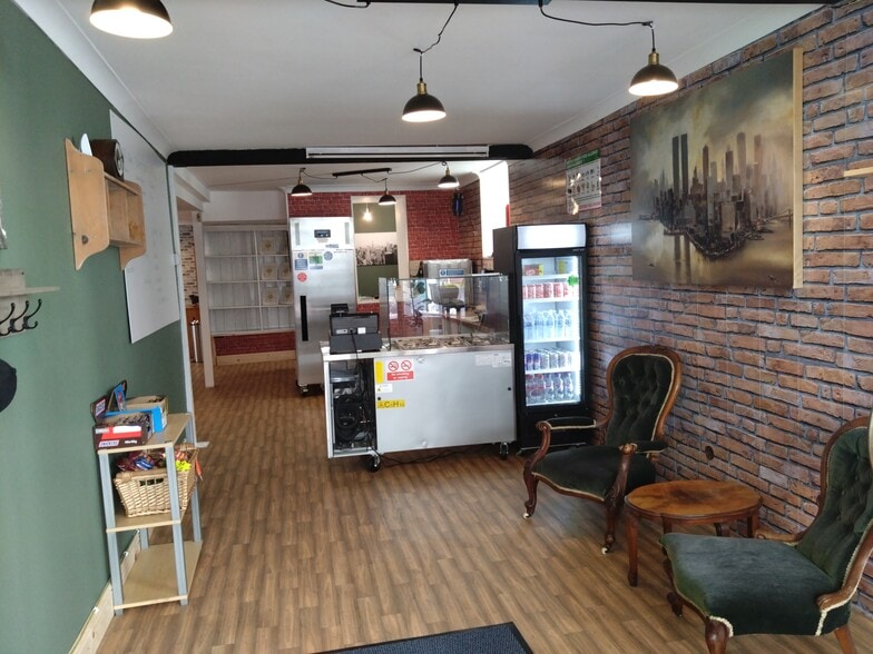 43 High St, Ross On Wye for lease - Building Photo - Image 3 of 7