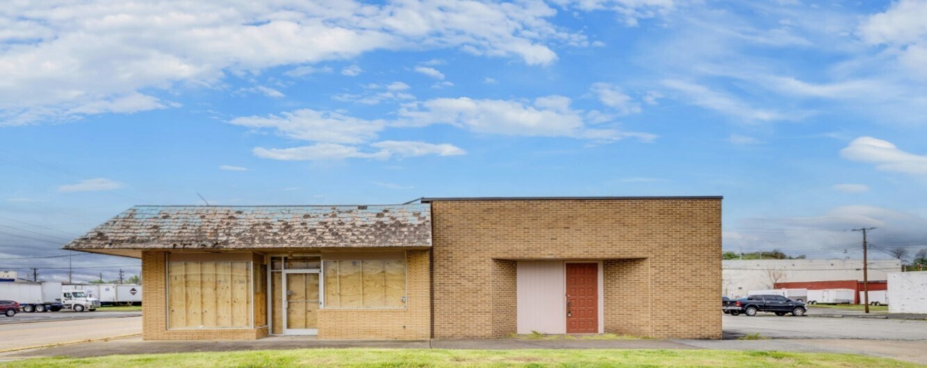 449 Market St, Kingsport, TN for lease Building Photo- Image 1 of 4