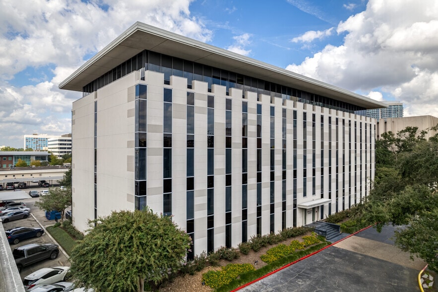 3100 Richmond Ave, Houston, TX à louer - Photo du bâtiment - Image 3 de 7