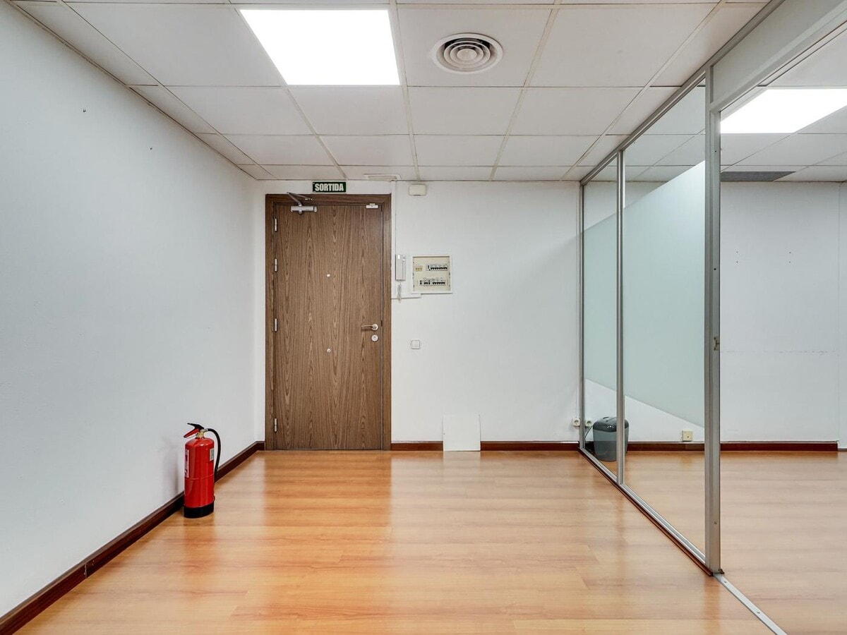 Barcelone, BAR 08007 - Unité Pt04 -  - Photo intérieure - Image 1 of 34