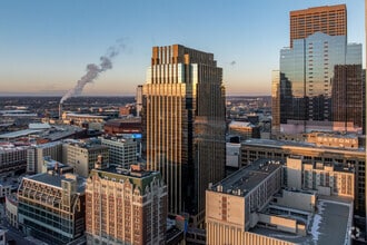 800 LaSalle Ave, Minneapolis, MN - AERIAL  map view