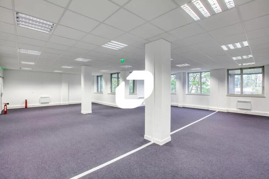 Bureau dans Neuilly-Plaisance à vendre - Photo intérieure - Image 1 de 14