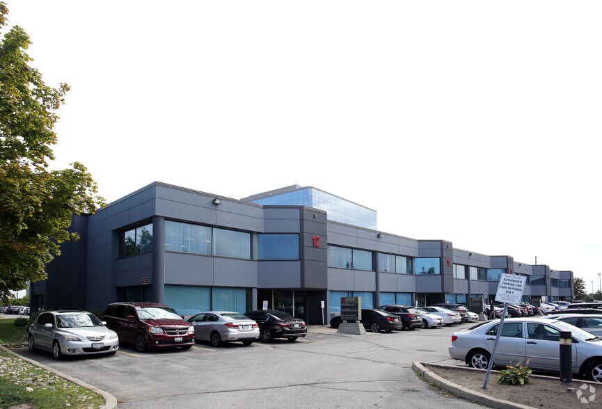 2600 Skymark Ave, Mississauga, ON à vendre - Photo principale - Image 1 de 1