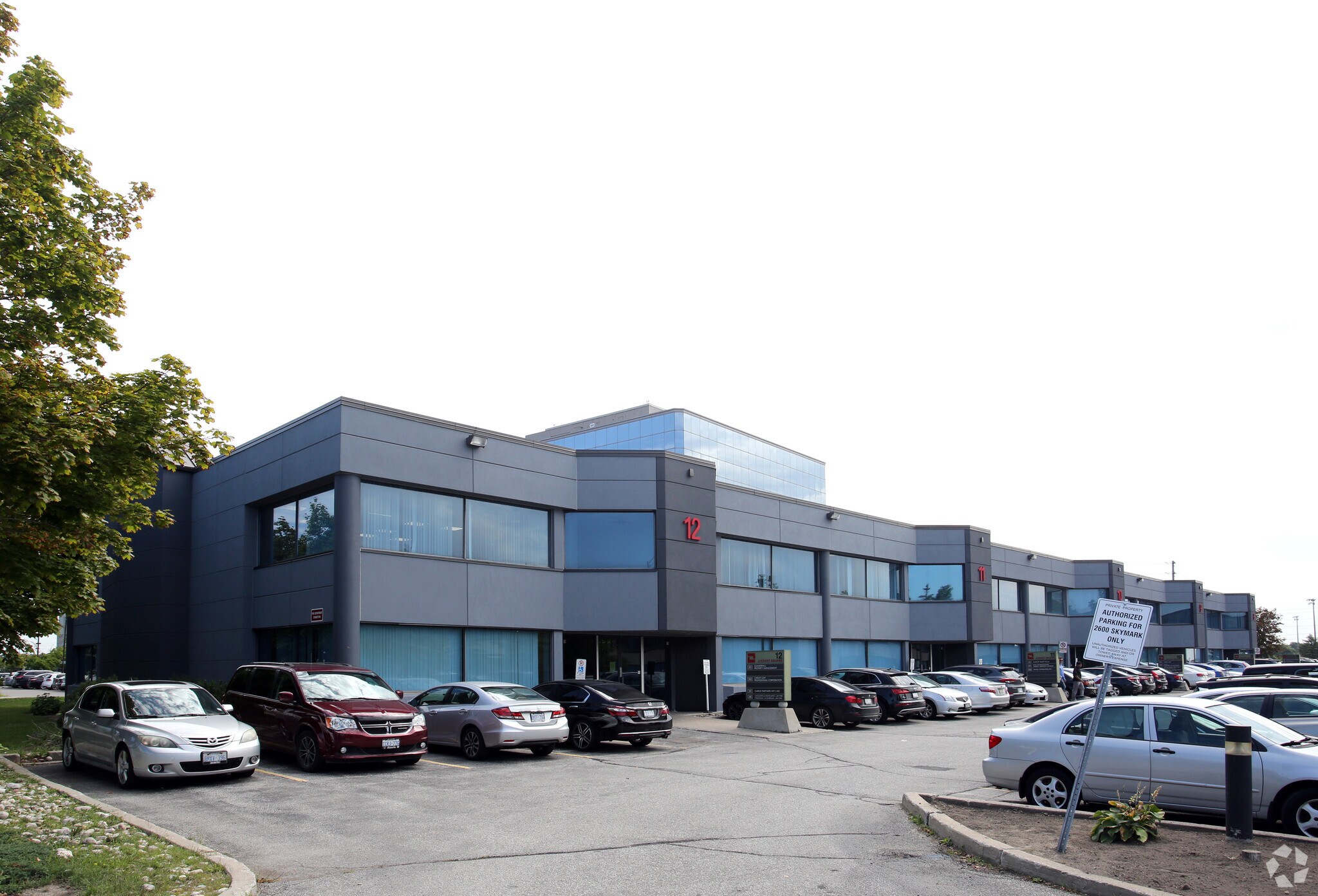 2600 Skymark Ave, Mississauga, ON à vendre Photo principale- Image 1 de 1