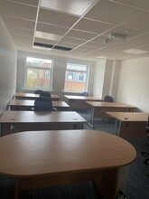 185 Fleet Rd, Fleet à louer Photo intérieure- Image 2 de 2