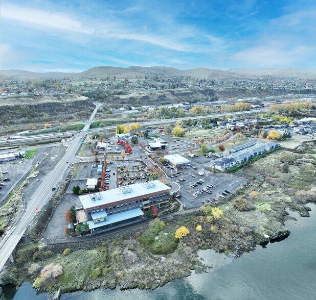 551 Lone Pine Blvd, The Dalles, OR à vendre - Photo du bâtiment - Image 3 de 3