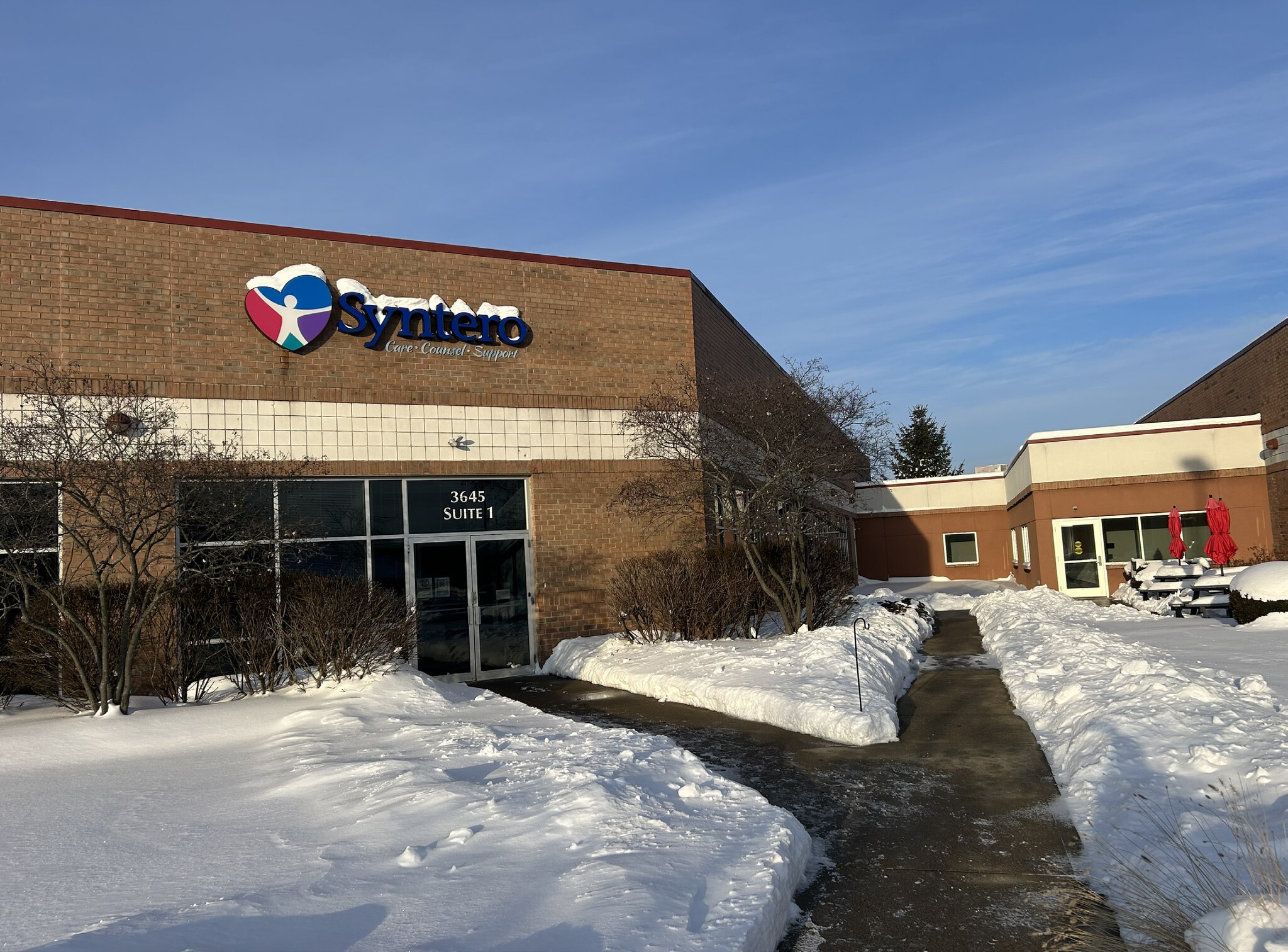 3639-3645 Ridge Mill Dr, Hilliard, OH for lease Primary Photo- Image 1 of 10