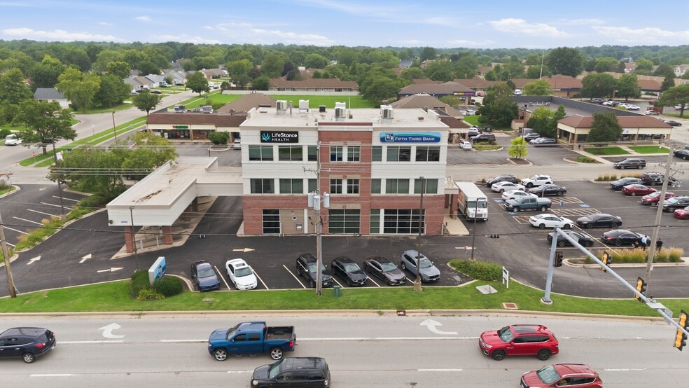 1 E Merchants Dr, Oswego, IL à vendre - Photo du bâtiment - Image 1 de 23