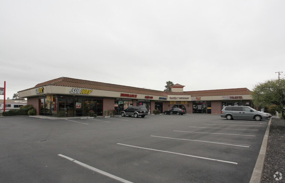 2147-2159 N Texas St, Fairfield, CA à louer - Photo principale - Image 1 de 49