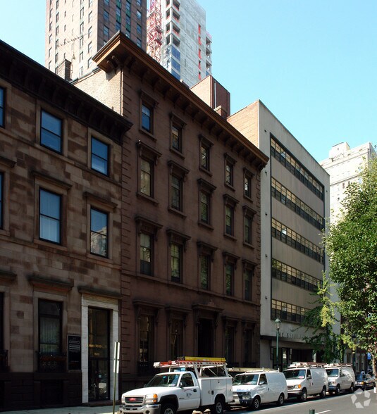 1622 Locust St, Philadelphia, PA à louer - Photo du bâtiment - Image 2 de 24