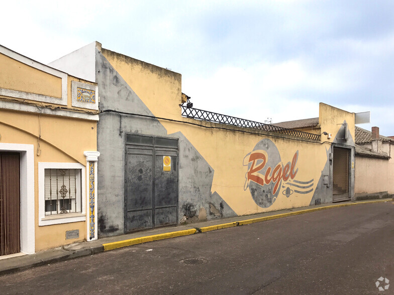 Calle Talavera, 2, Cazalegas, Toledo for sale - Primary Photo - Image 1 of 1