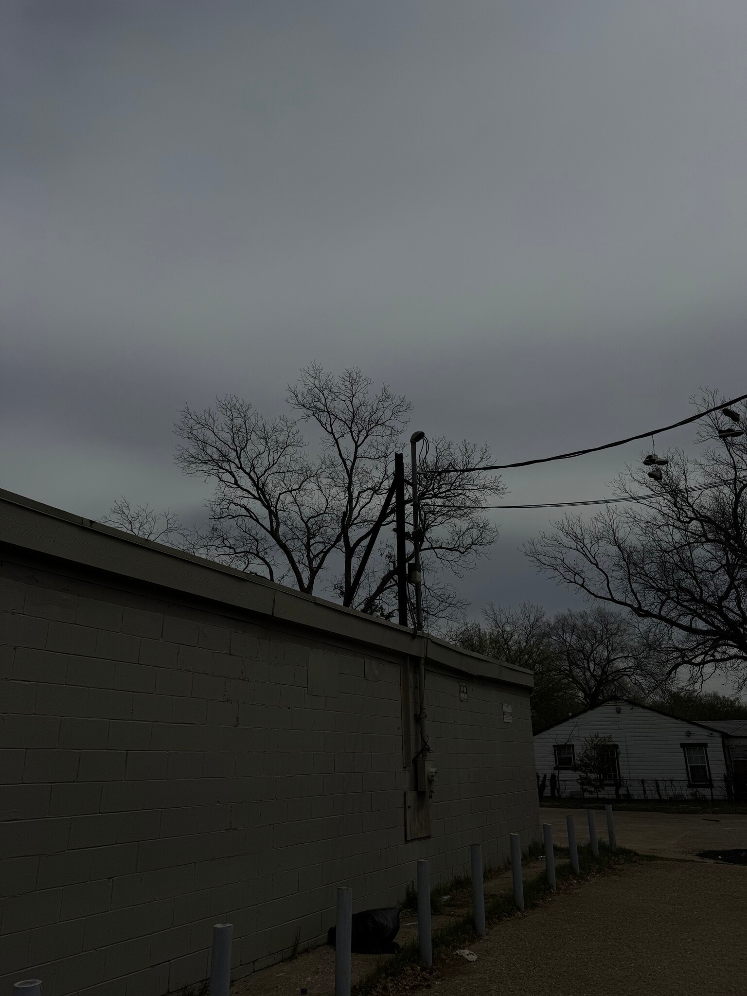 3744 Dixon Ave, Dallas, TX à louer Photo du bâtiment- Image 1 de 1